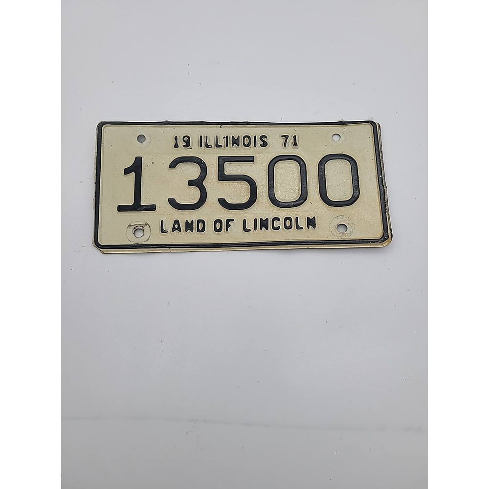 1971 Illinois motorcycle license plate 13500 Harley Panhead Servicar Sportster